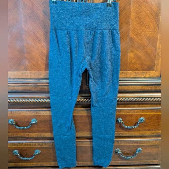 a new day Pants - A New Day Thick Leggings Wide Waist Size Small